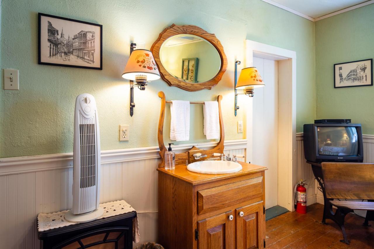 The Pines Of Dresden Bed & Breakfast Luaran gambar