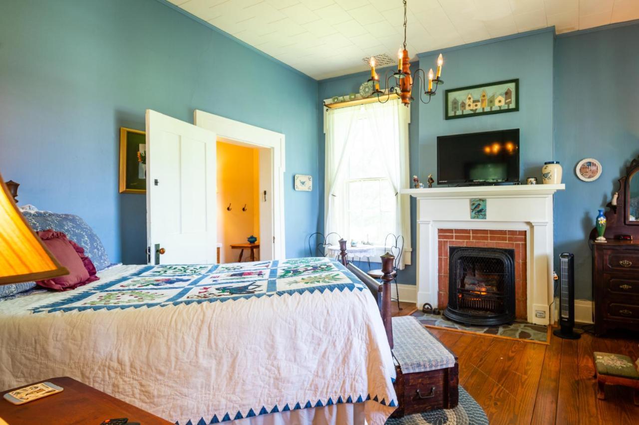 The Pines Of Dresden Bed & Breakfast Luaran gambar