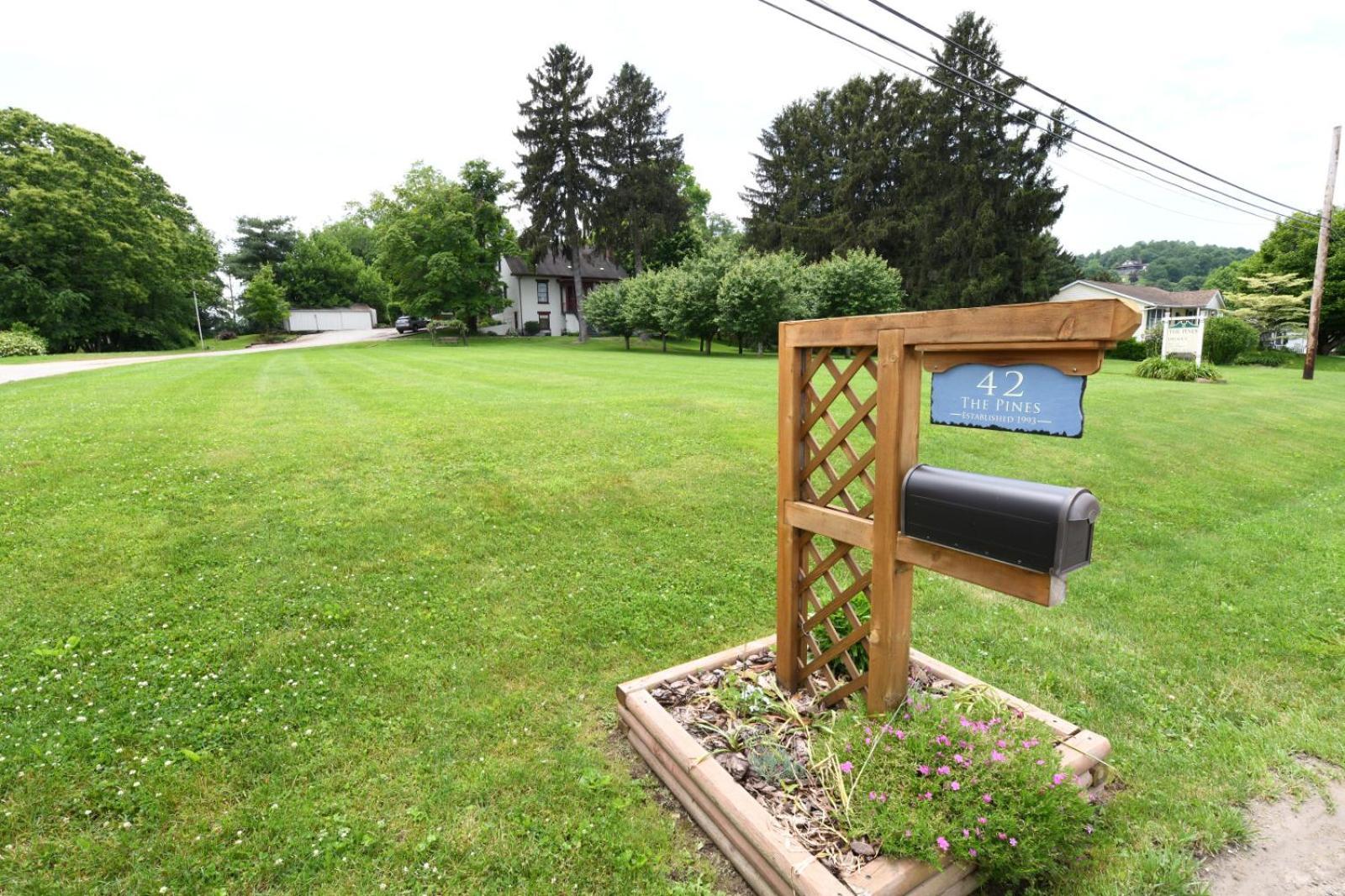 The Pines Of Dresden Bed & Breakfast Luaran gambar