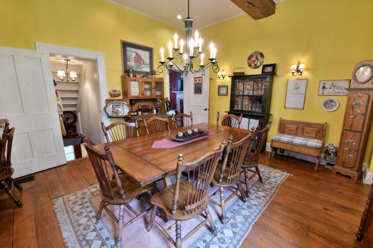 The Pines Of Dresden Bed & Breakfast Luaran gambar
