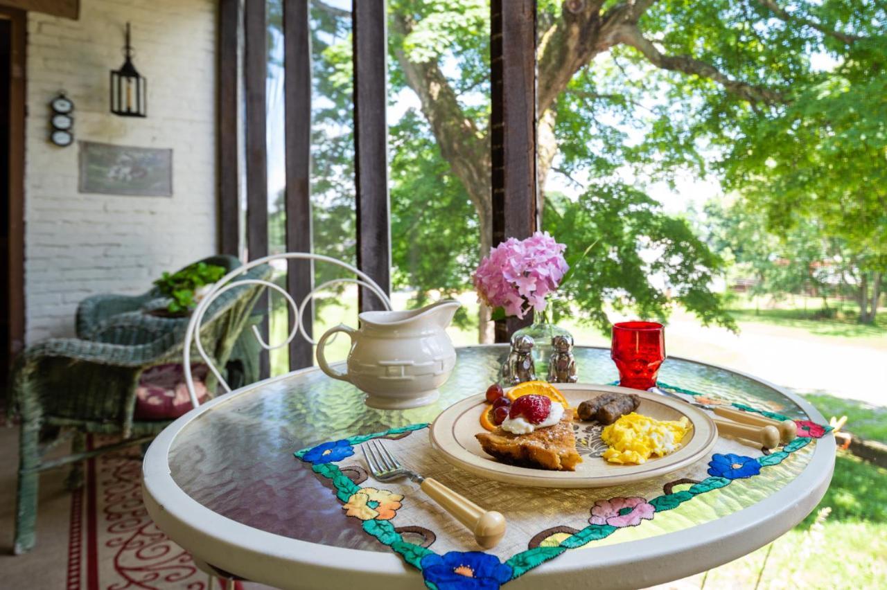 The Pines Of Dresden Bed & Breakfast Luaran gambar