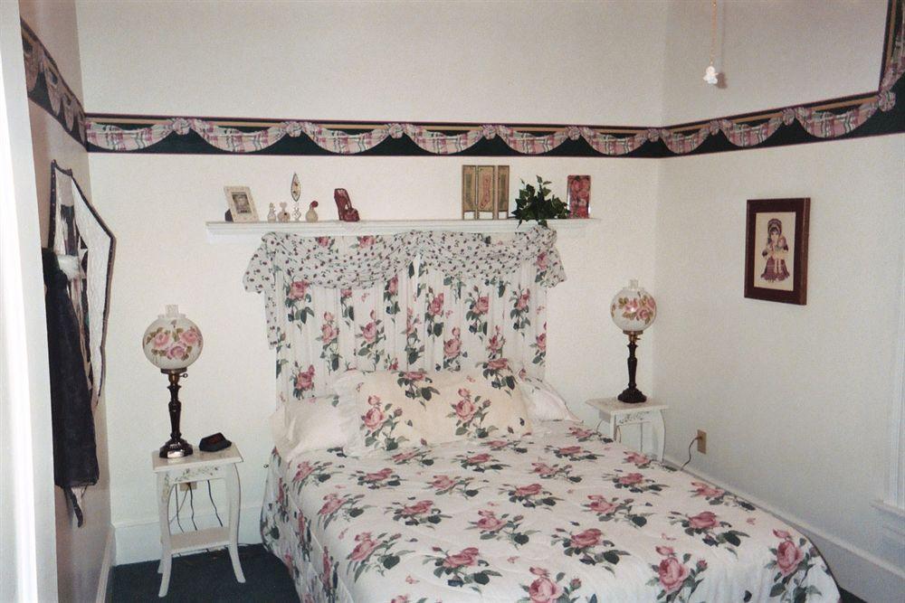 The Pines Of Dresden Bed & Breakfast Luaran gambar