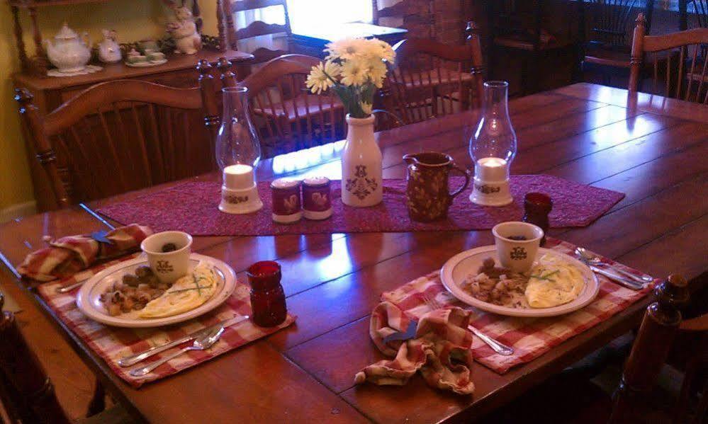The Pines Of Dresden Bed & Breakfast Luaran gambar